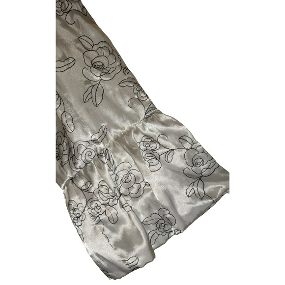 Style & Co Satin Blouse Top 16W Embroidered Black White Flared 3/4 Sleeves - Picture 3 of 16